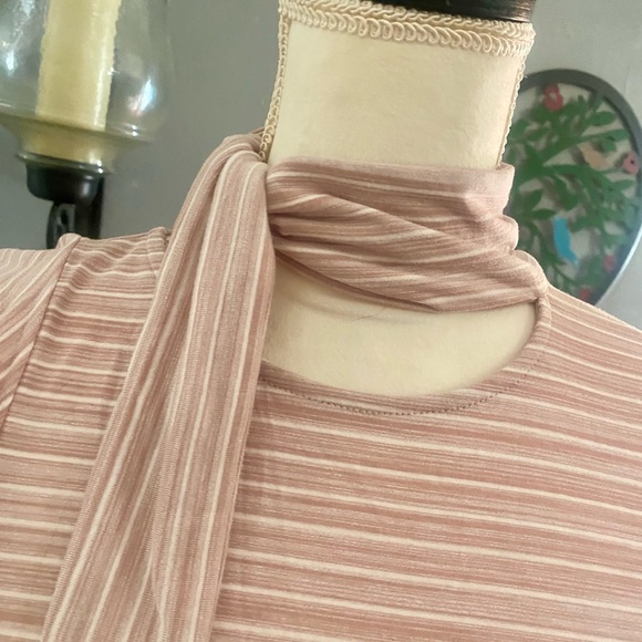 Doe & Rae Pink Striped Ruffle Blouse - Picture 3 of 6